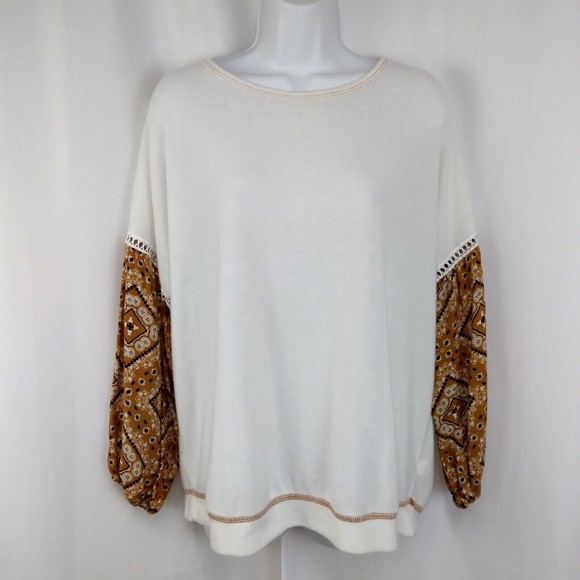 Peach Love California Sweaters - Peach Love California Women's Size Lg Ivory Printed Sleeve Pullover Sweater